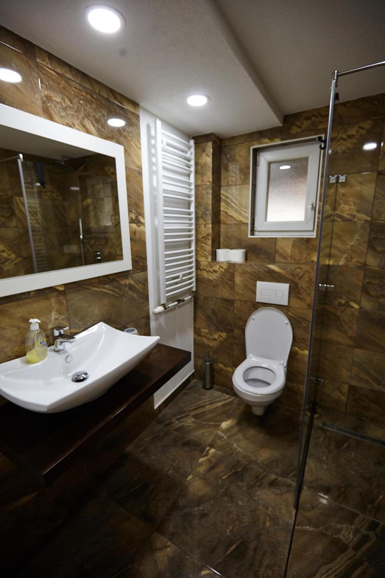 Apartment Azulmburgo Vrnjačka Banja Exteriér fotografie